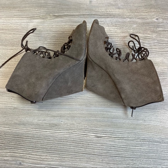 Shoemint Jordane lace up peep toe leather wedge booties size 6.5 zipper heel - Picture 7 of 12